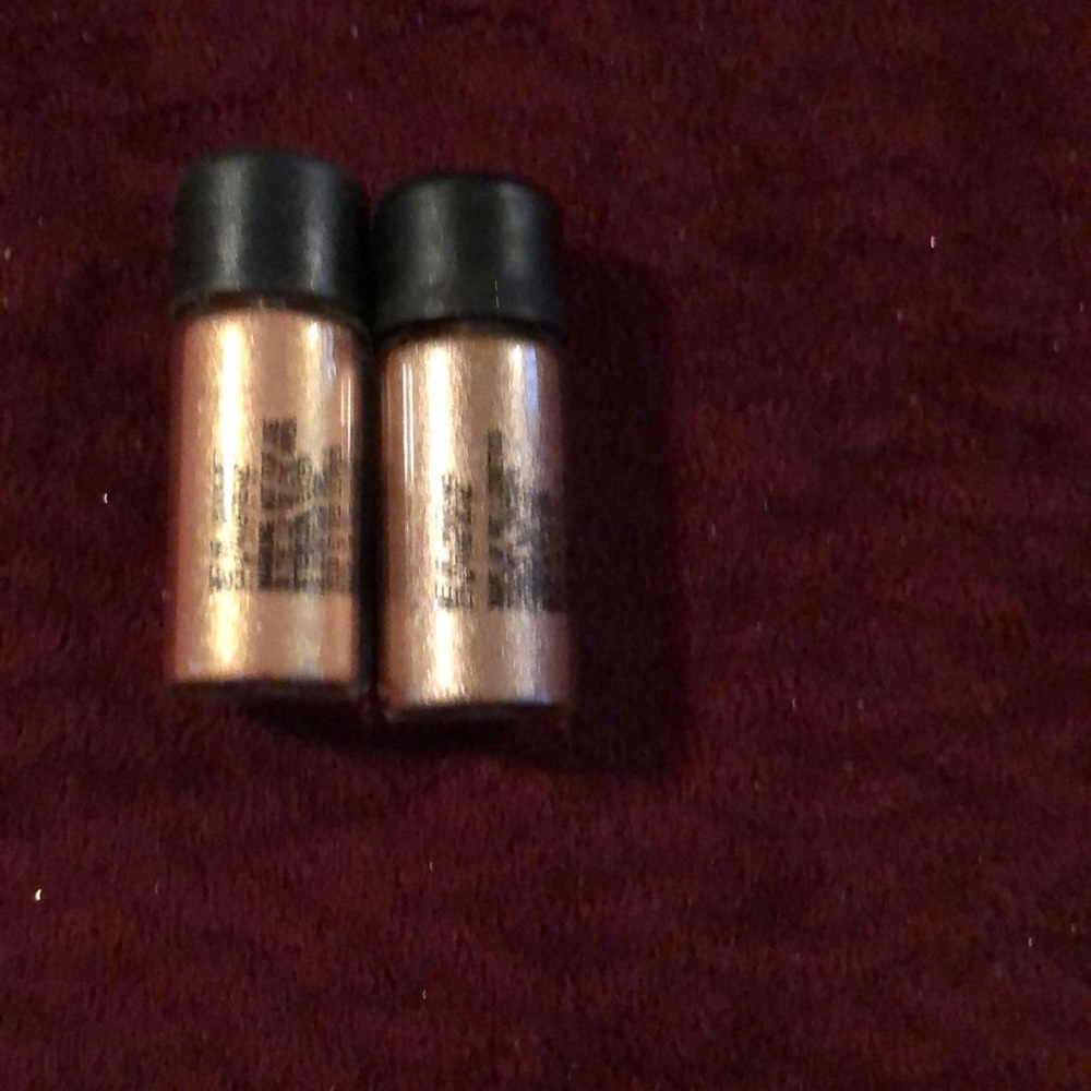 2 Mini MAC pigments. Tan and Melon
